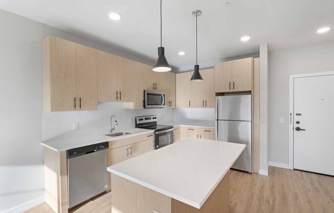1 bed, 1 bath, 918 sqft, $2,220, Unit 4205