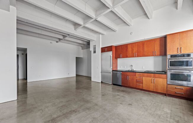 1 bed, 1 bath, 840 sqft, $2,600, Unit 410