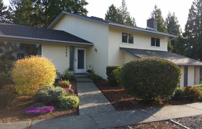3403 179th Ave Ne