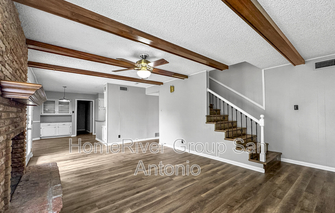 3518 PINEBLUFF DR