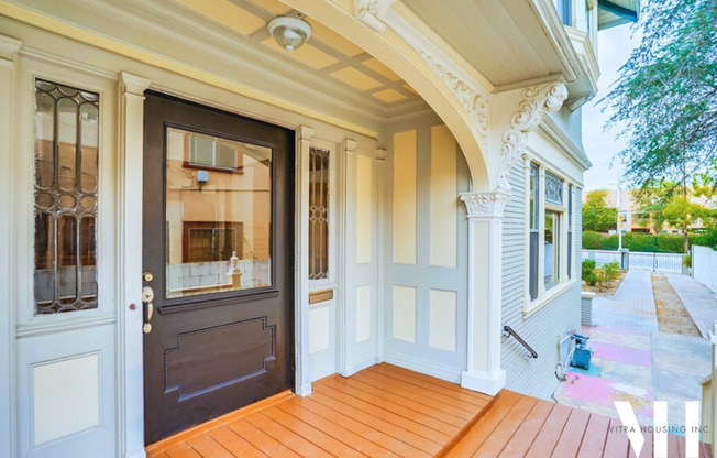 Expansive Six Bedroom House Steps from USC Campus!