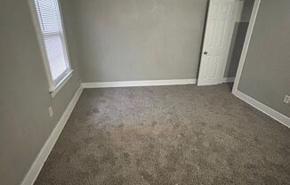 3 beds, 1 bath, $1,200