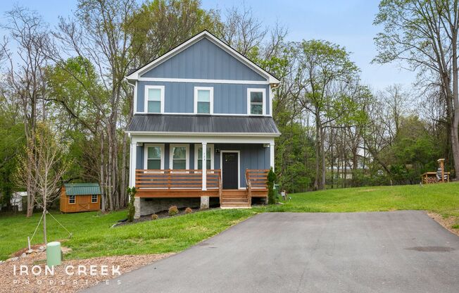 Stunning Three-Bedroom Home in Candler