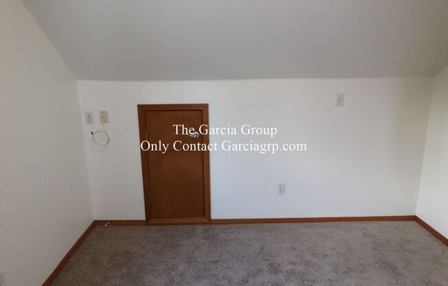 3 beds, 2 baths, $2,895