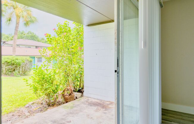 1 bed, 1 bath, 800 sqft, $1,199, Unit 14