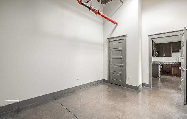 2 beds, 2 baths, $2,200, Unit 727 N. 4th St. Apt. 210