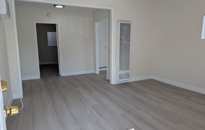 2805 Meeker Ave.