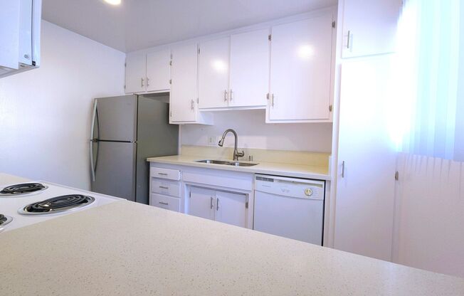 2 beds, 2.5 baths, 1,250 sqft, $2,698, Unit 15