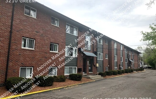 3210 Greenfield Rd