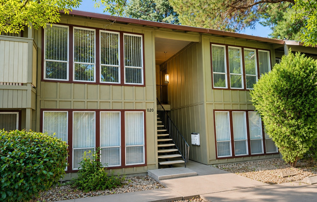 2 Bedroom walking distance to Chico State!