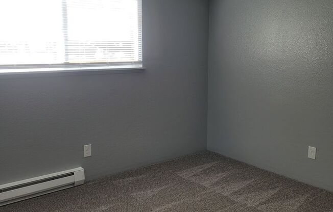 2 beds, 1 bath, 867 sqft, $1,275, Unit 601 C104