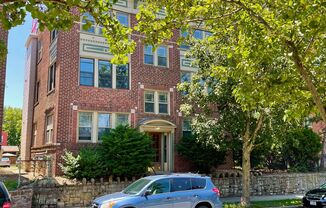 213-215 E 30th Street