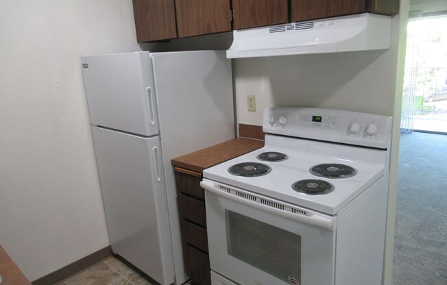 1 bed, 1 bath, 580 sqft, $995, Unit 38