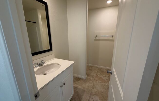 3 beds, 2.5 baths, $2,095