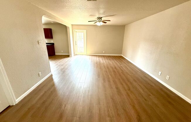 8315 CENIZO PASS