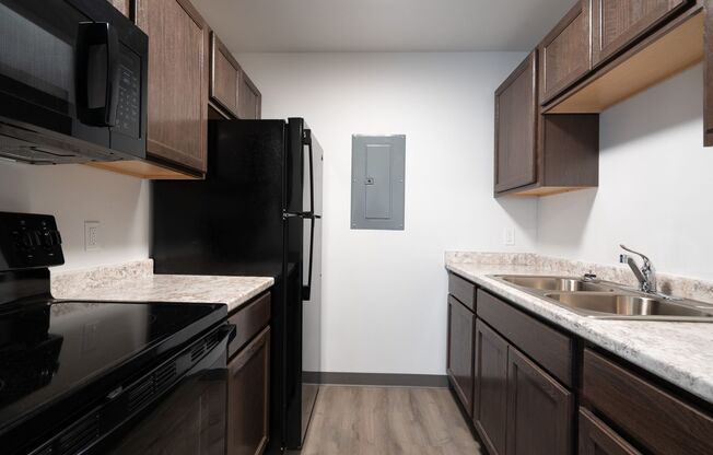 1 bed, 1 bath, 625 sqft, $760, Unit 3717 N2