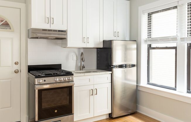 Studio, 1 bath, 260 sqft, $1,245, Unit 2211-G