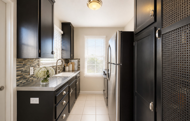 30th Street Cottages | 1 Bedroom Apartments in Golden Hill
