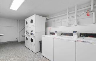 1 bed, 1 bath, 600 sqft, $1,495, Unit 702 MC