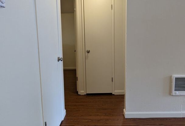 2 beds, 1 bath, 800 sqft, $1,413, Unit 3485-11