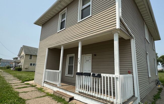 HM 929 4th Ave