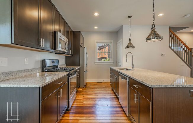 Available Now: One Month Free Rent!