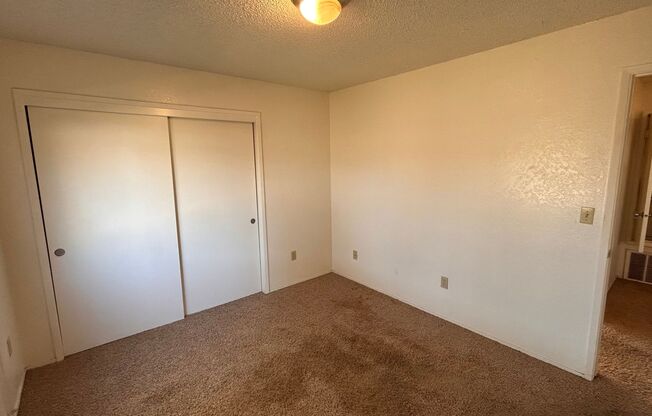 2 beds, 1 bath, $1,850, Unit Unit C