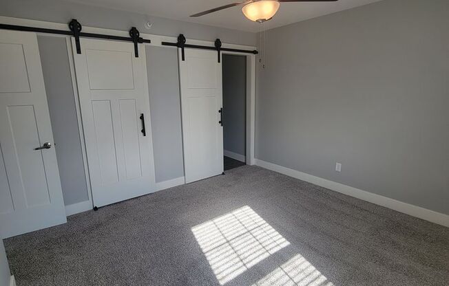 2 beds, 2 baths, $1,300