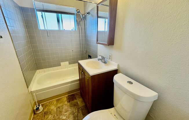 Studio, 1 bath, 300 sqft, $1,325, Unit #H