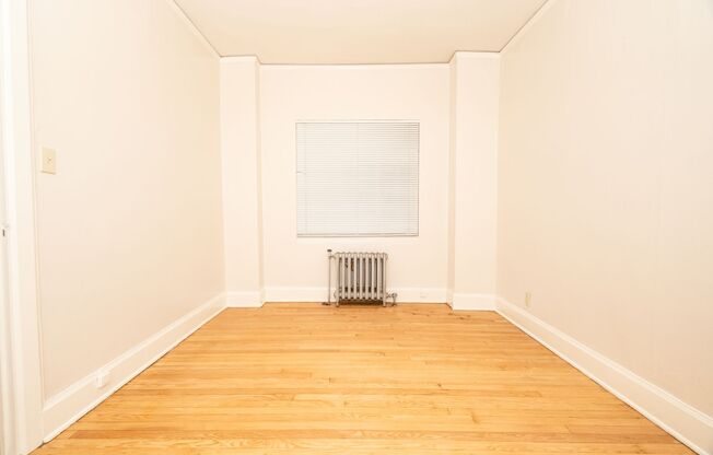 1 bed, 1 bath, 550 sqft, $1,400, Unit 407