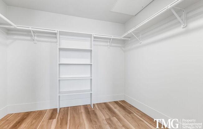 1 bed, 1 bath, 570 sqft, $1,800, Unit 402