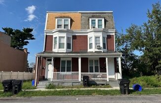 2040 N 4 ST