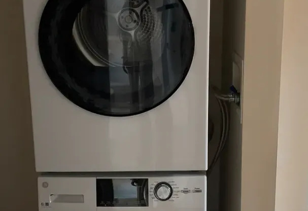 734 N Taylor St, Philadelphia, PA 19130