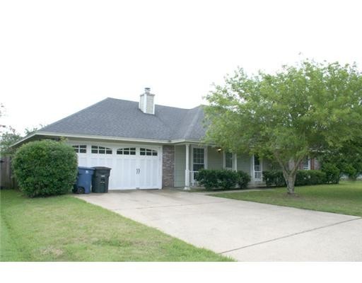 ST MARTIN SCHOOL  DISTRICT ! - 3 BEDROOM / 2 BATH HOME