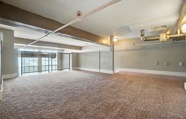 1 bed, 1 bath, 881 sqft, $1,441, Unit 3301-206