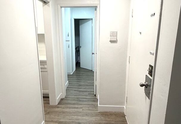 1111 S Westmoreland Ave