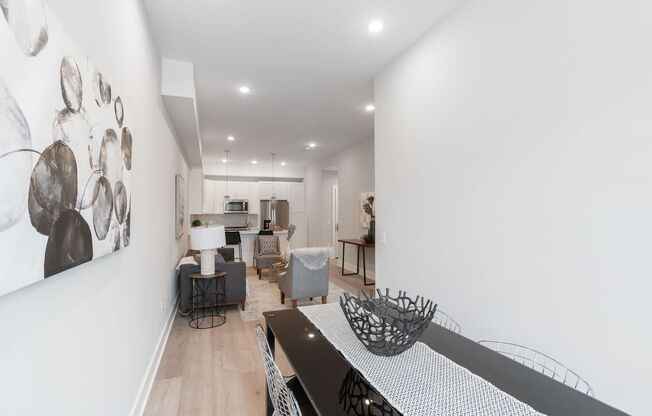 1 bed, 1 bath, $1,450, Unit 302