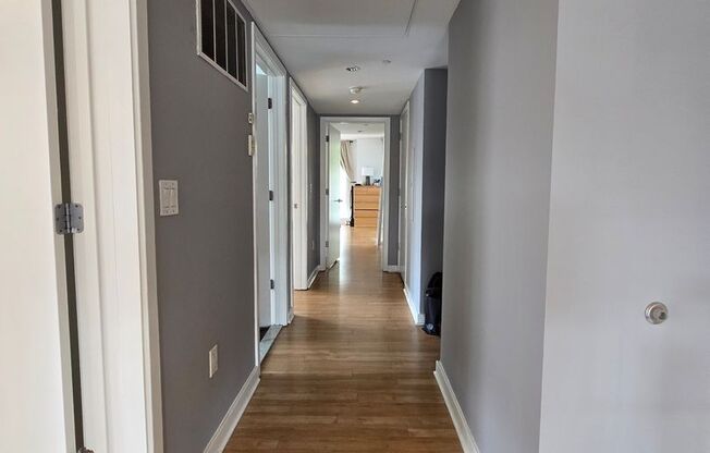 3 beds, 2.5 baths, 2,375 sqft, $4,995, Unit 1B