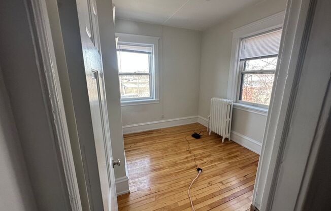 608 Ridgewood Ave