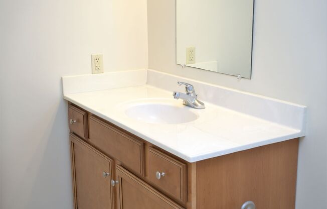 1 bed, 1 bath, 820 sqft, $1,655, Unit Ste #302