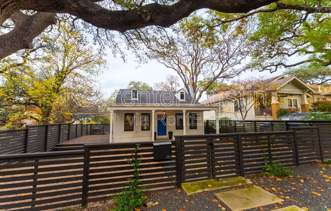 310 LE GRANDE AVE