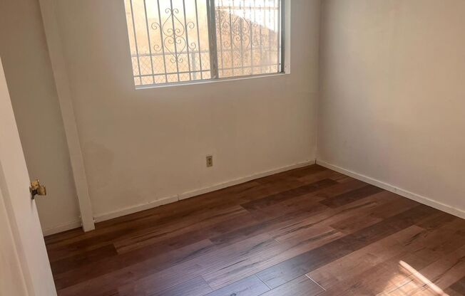 4928 E. 60th Pl Maywood, CA 90270