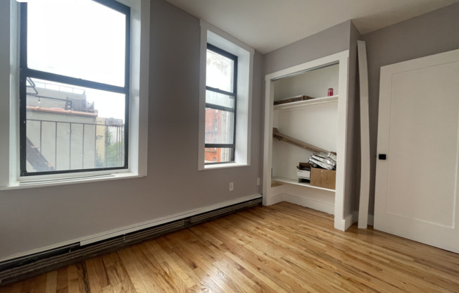 1 bed, 1 bath, $3,095, Unit 4E