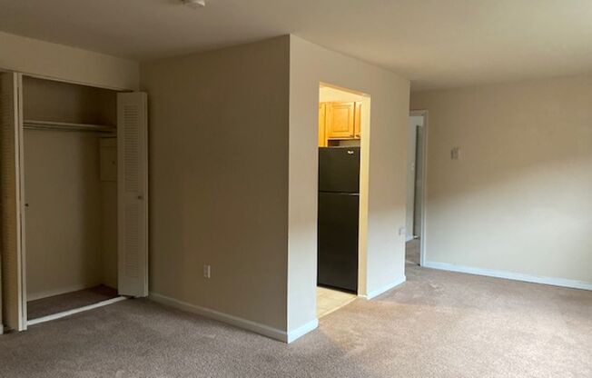 1 bed, 1 bath, 625 sqft, $1,215, Unit G05