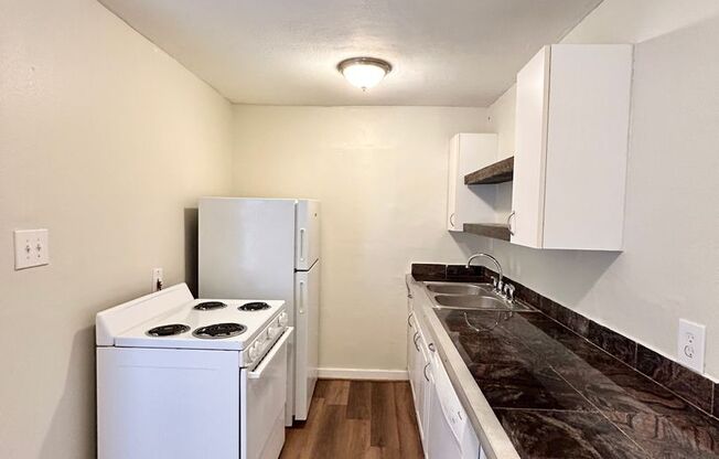 1 bed, 1 bath, $695, Unit SC506