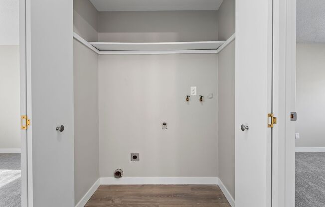 2 beds, 1.5 baths, 960 sqft, $1,495, Unit 6