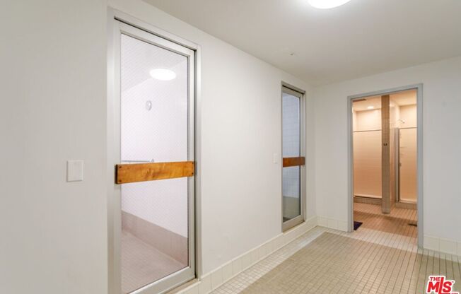 2 beds, 2 baths, 1,172 sqft, $4,550, Unit 1105