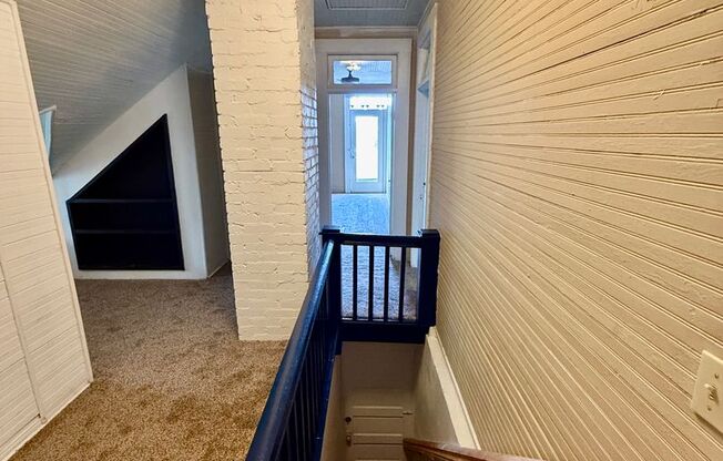 1 bed, 1 bath, $975, Unit UNIT 5