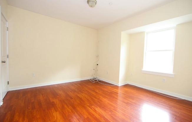 5 beds, 4 baths, 1,500 sqft, $2,400, Unit Unit 4