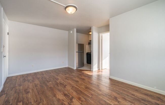 1 bed, 1 bath, 375 sqft, $699, Unit 1259 - 2
